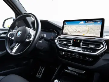 BMW X3 xDrive20d M-Sport AHK StdHz HuD KoZg Laser