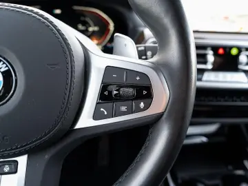 BMW X3 xDrive20d M-Sport AHK StdHz HuD KoZg Laser