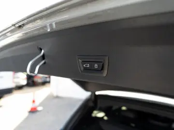 BMW X3 xDrive20d M-Sport AHK StdHz HuD KoZg Laser