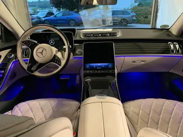 MERCEDES-BENZ S 580 e 4M lang AMG NP178t€ EXECUTIVE 3D HUD
