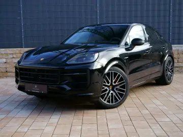 PORSCHE Cayenne Coupe S E-Hybrid SportDesign P-Display