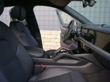 PORSCHE Cayenne Coupe S E-Hybrid SportDesign P-Display