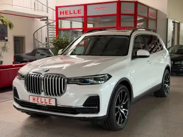 BMW X7 xDrive 40i AHK 7-SITZE 360  PANO MEMORY LASER