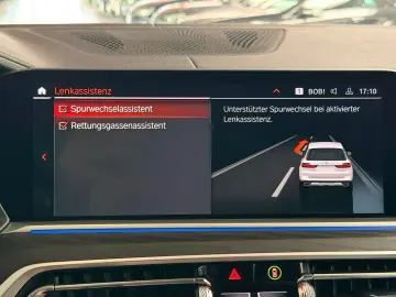 BMW X7 xDrive 40i AHK 7-SITZE 360  PANO MEMORY LASER