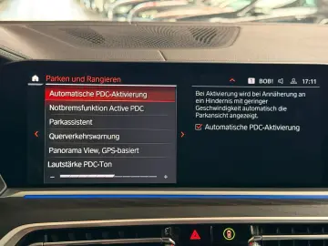 BMW X7 xDrive 40i AHK 7-SITZE 360  PANO MEMORY LASER