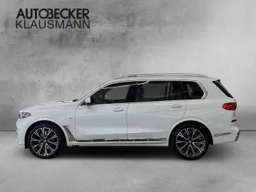 BMW X7 xDrive 40i M SPORT AUTOMATIK LC PROF HuD AHK