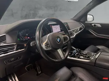 BMW X7 xDrive 40i M SPORT AUTOMATIK LC PROF HuD AHK