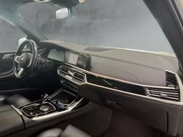 BMW X7 xDrive 40i M SPORT AUTOMATIK LC PROF HuD AHK