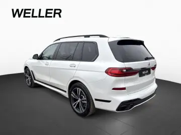 BMW X7 xDr 40d M SPORT NightV Laser KomSi H K 360