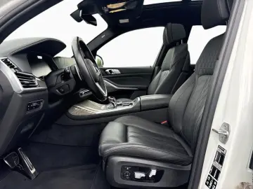 BMW X7 xDr 40d M SPORT NightV Laser KomSi H K 360