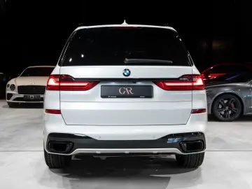 BMW X7 xDrive 40 d M Sport Night Vision 360 Pano