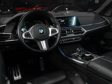 BMW X7 xDrive 40 d M Sport Night Vision 360 Pano