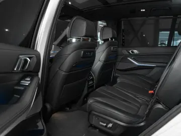 BMW X7 xDrive 40 d M Sport Night Vision 360 Pano