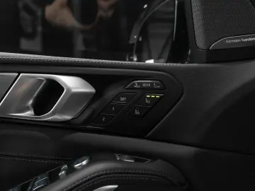 BMW X7 xDrive 40 d M Sport Night Vision 360 Pano