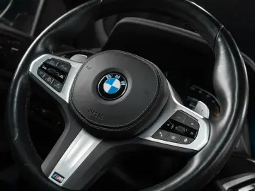 BMW X7 xDrive 40 d M Sport Night Vision 360 Pano