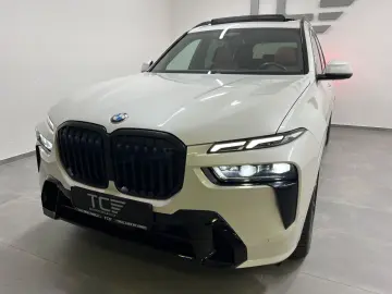 BMW X7 xDrive 40d  Sky Lounge  M Sport  Integral  .