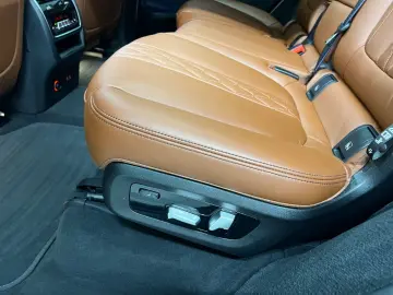 BMW X7 xDrive 40d  Sky Lounge  M Sport  Integral  .