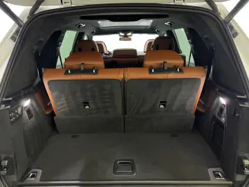BMW X7 xDrive 40d  Sky Lounge  M Sport  Integral  .