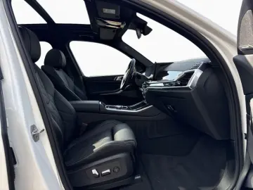 BMW X5 xDr50e M-SPORT DAPro 360  aLED AHK