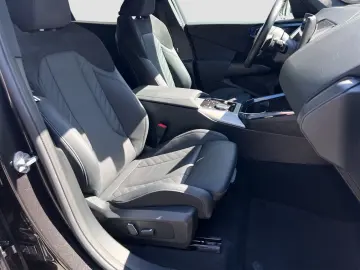 BMW X3 20 xDrive    M-Sport LED DrvAss AHK RFK DAB