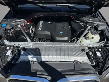 BMW X3 20 xDrive    M-Sport LED DrvAss AHK RFK DAB