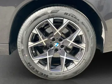 BMW X3 20 xDrive    M-Sport LED DrvAss AHK RFK DAB