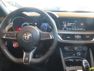 Alfa Romeo Stelvio Quadrifoglio Q4 2.9 Bi-Turbo