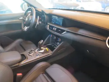Alfa Romeo Stelvio Quadrifoglio Q4 2.9 Bi-Turbo