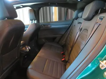 Alfa Romeo Stelvio Quadrifoglio Q4 2.9 Bi-Turbo