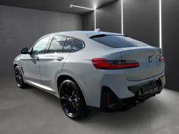 BMW X4 xDrive30i M SPORPAKET PANORAMA HEAD UP