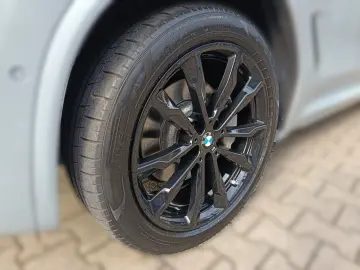 BMW X4 xDrive30i M SPORPAKET PANORAMA HEAD UP