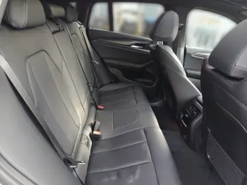 BMW X4 xDrive30i M SPORPAKET PANORAMA HEAD UP