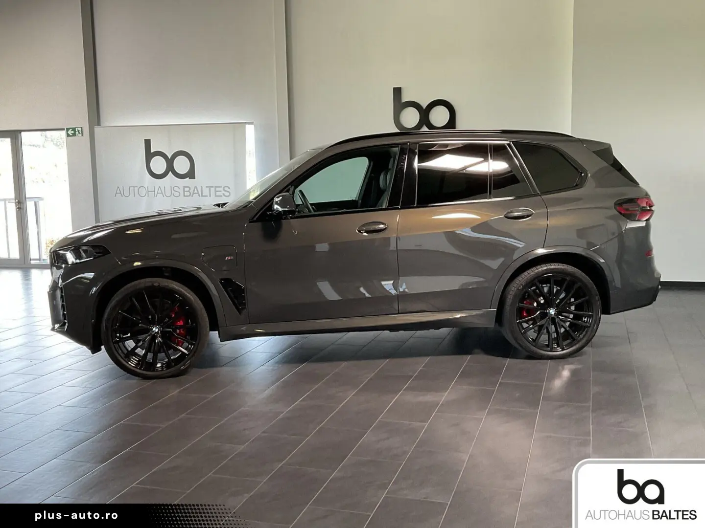 BMW X5 xD 50e M Sport Pro 22  Pano DrivPro Luft AHK
