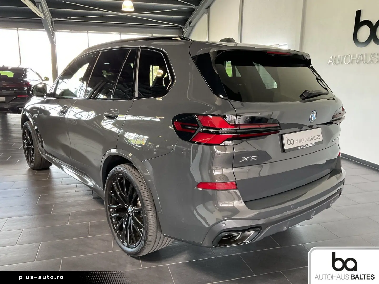 BMW X5 xD 50e M Sport Pro 22  Pano DrivPro Luft AHK