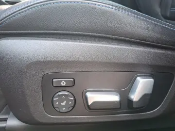BMW X4 xDrive30d M SPORT HiFi Laserlicht Panorama Ko