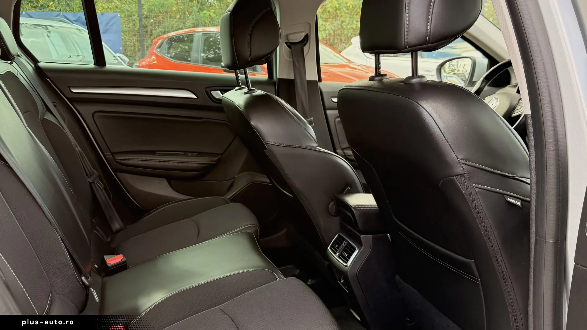 Renault Megane TCe 140 GPF EDC INTENS