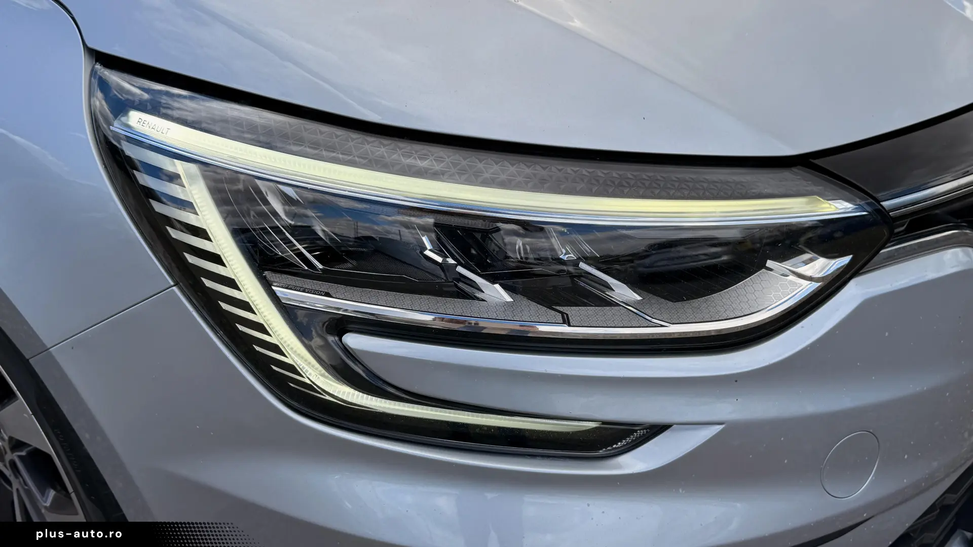Renault Megane TCe 140 GPF EDC INTENS