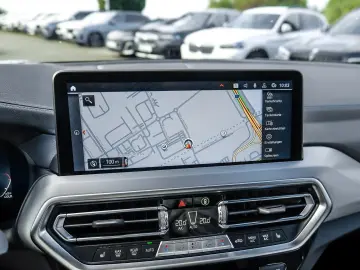 BMW X4 xDrive20d M Sport HUD PANO ACC NAVI Standh.