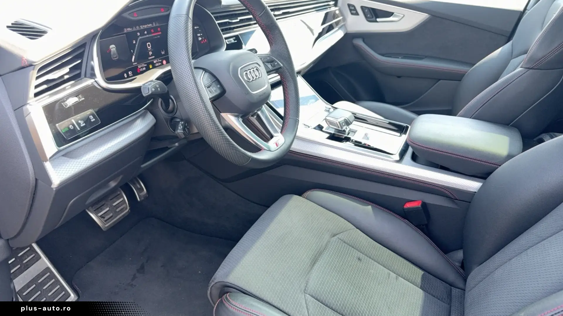 Audi Q8 50 TDI S Line - Panoramic