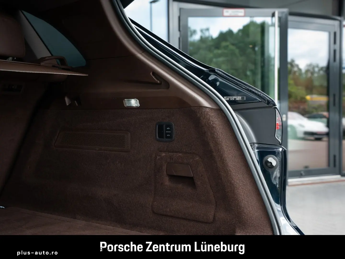 PORSCHE Cayenne Platinum Edition InnoDrive Nachtsicht