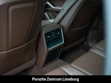 PORSCHE Cayenne Platinum Edition InnoDrive Nachtsicht