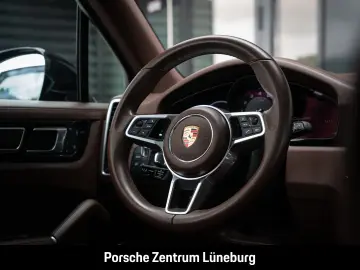 PORSCHE Cayenne Platinum Edition InnoDrive Nachtsicht