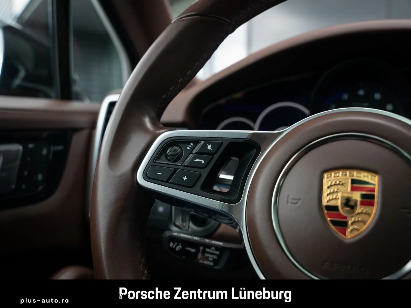 PORSCHE Cayenne Platinum Edition InnoDrive Nachtsicht