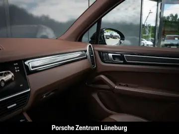 PORSCHE Cayenne Platinum Edition InnoDrive Nachtsicht