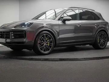 PORSCHE Cayenne  E-HYBRID - 3.0 V6 470 CH