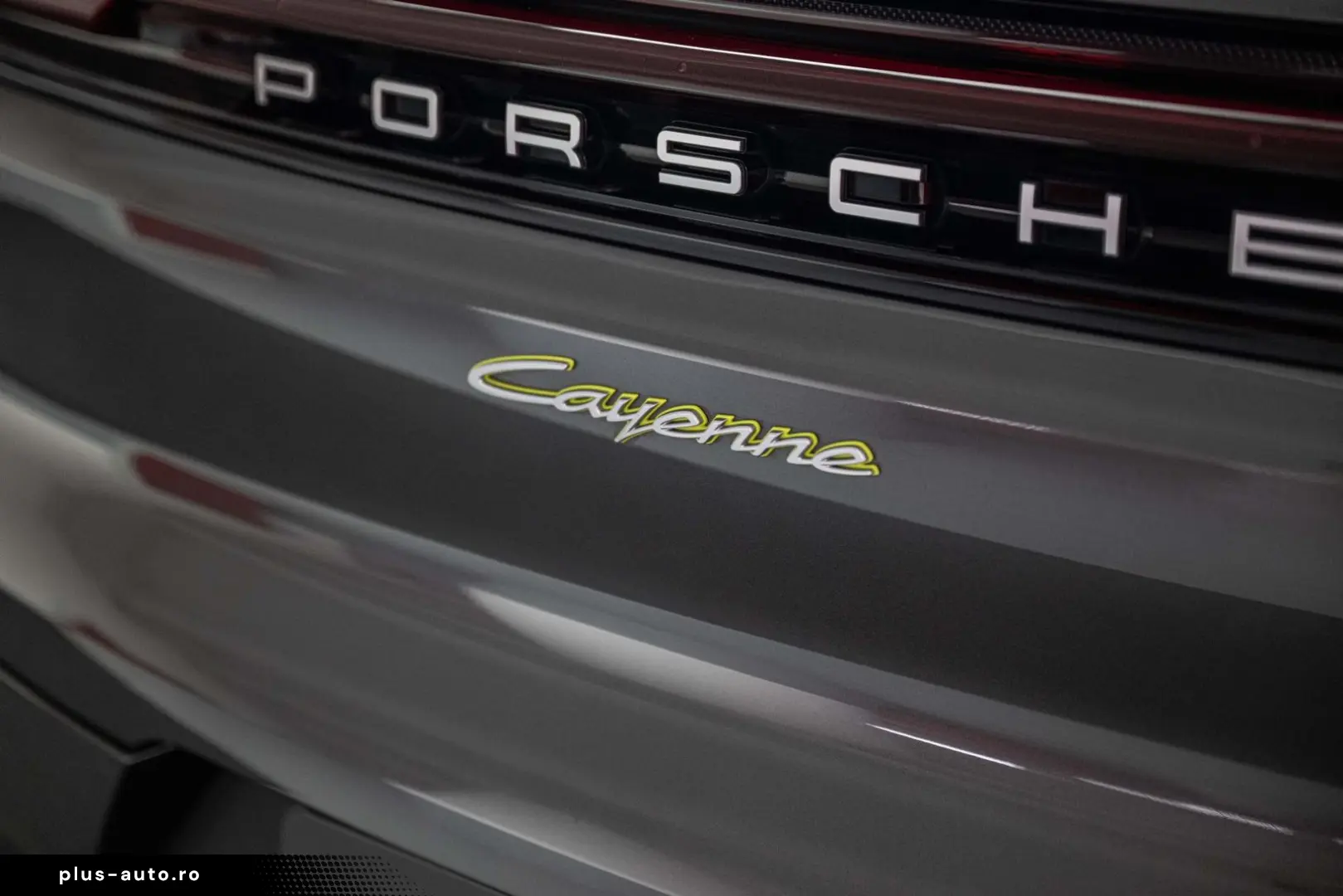 PORSCHE Cayenne  E-HYBRID - 3.0 V6 470 CH