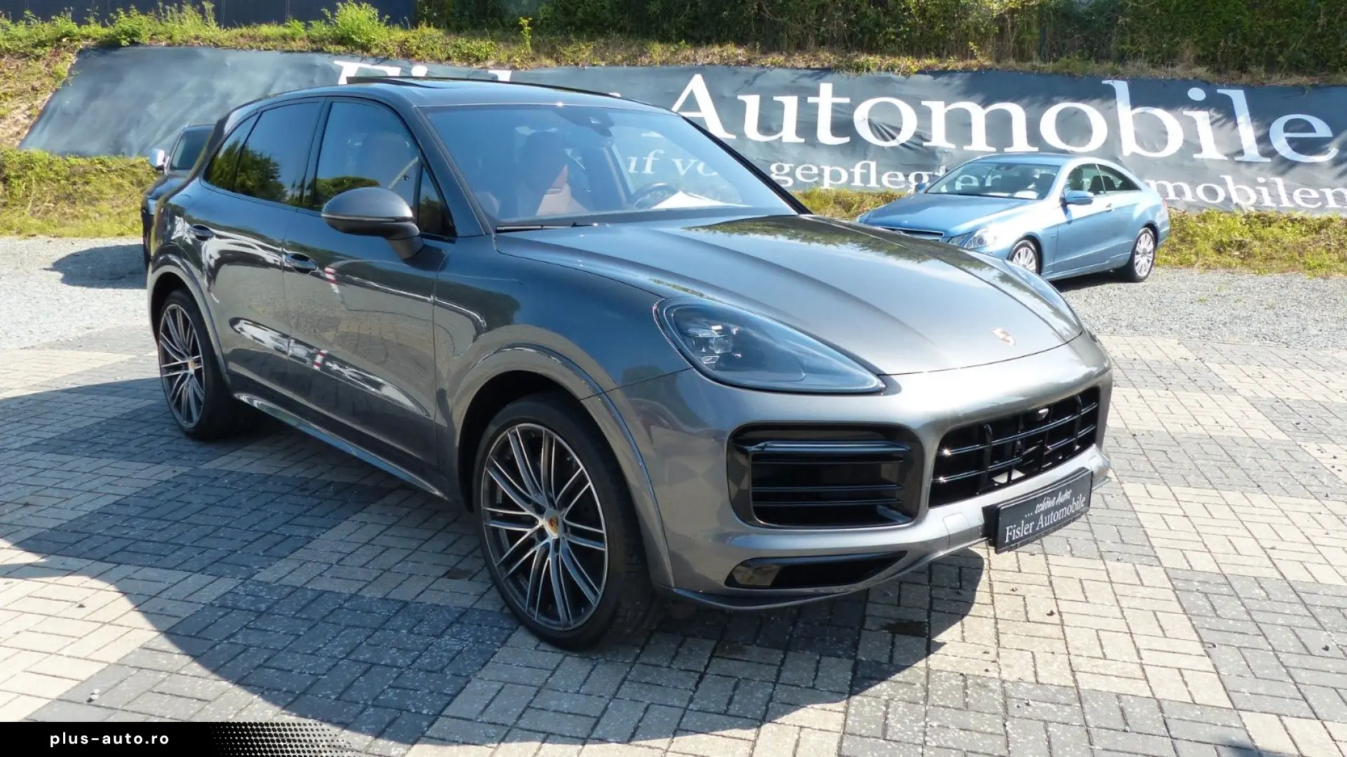 PORSCHE Cayenne S tolle Farbkombi Pano Sport Design