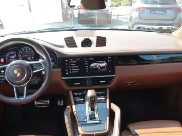 PORSCHE Cayenne S tolle Farbkombi Pano Sport Design