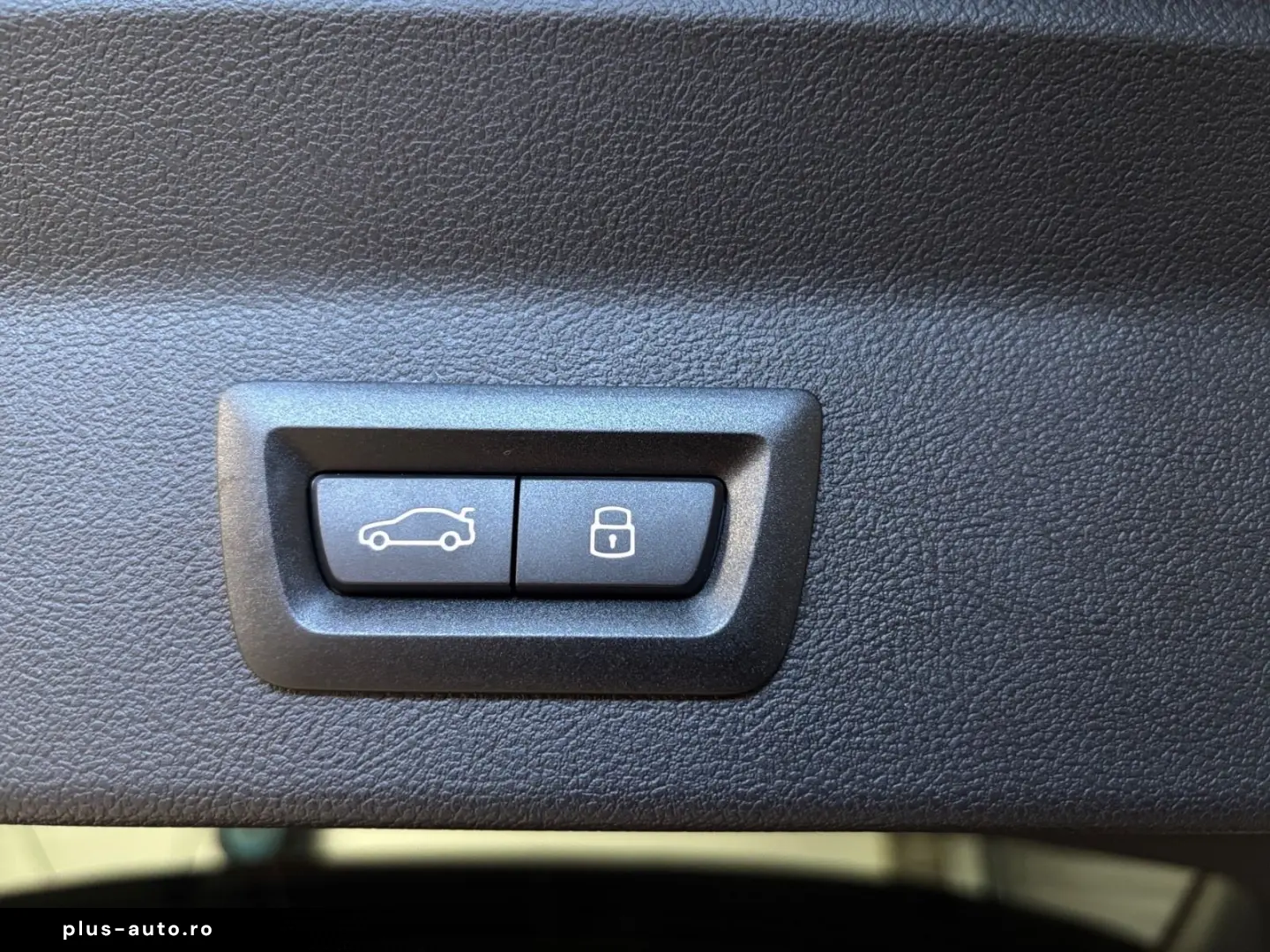BMW X3 xDri 20d M Sport--DrivingProf AHK Pano HeadUp