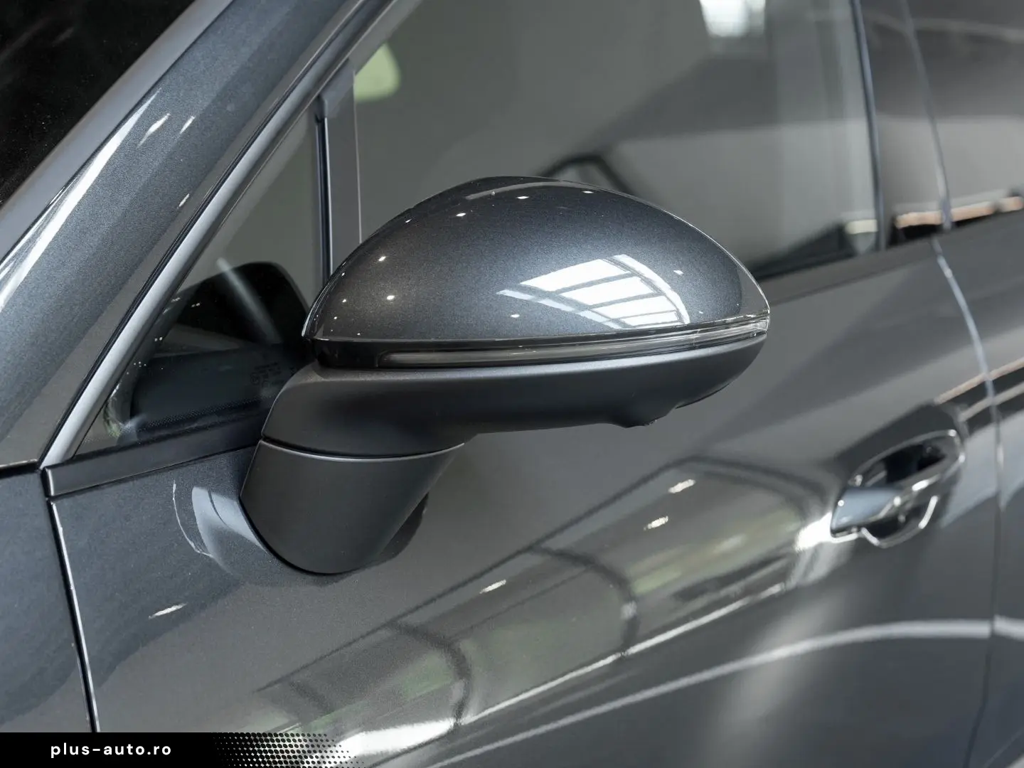 PORSCHE Macan 4 Surround View Luftfederung Panoramadach
